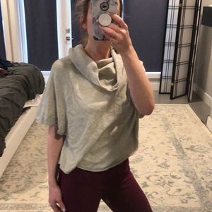 Vertigo cowlneck short sleeve sweater